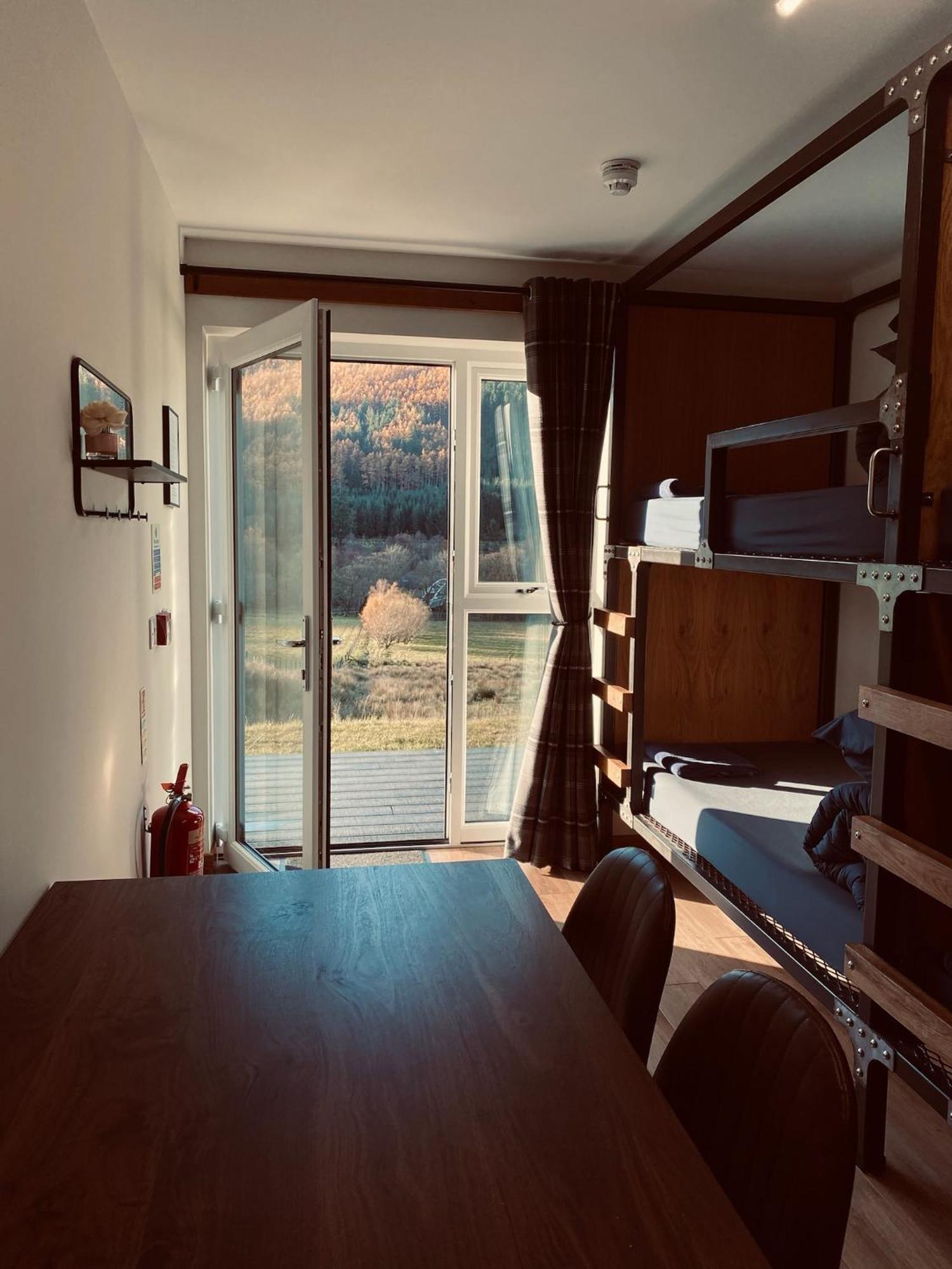 Ben Nevis Inn Rooms Fort William Luaran gambar