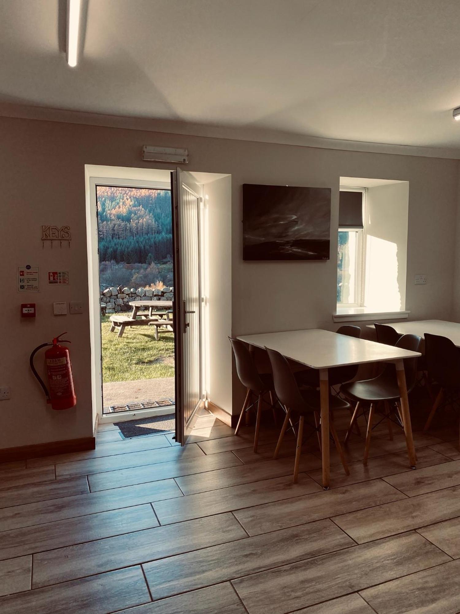 Ben Nevis Inn Rooms Fort William Luaran gambar
